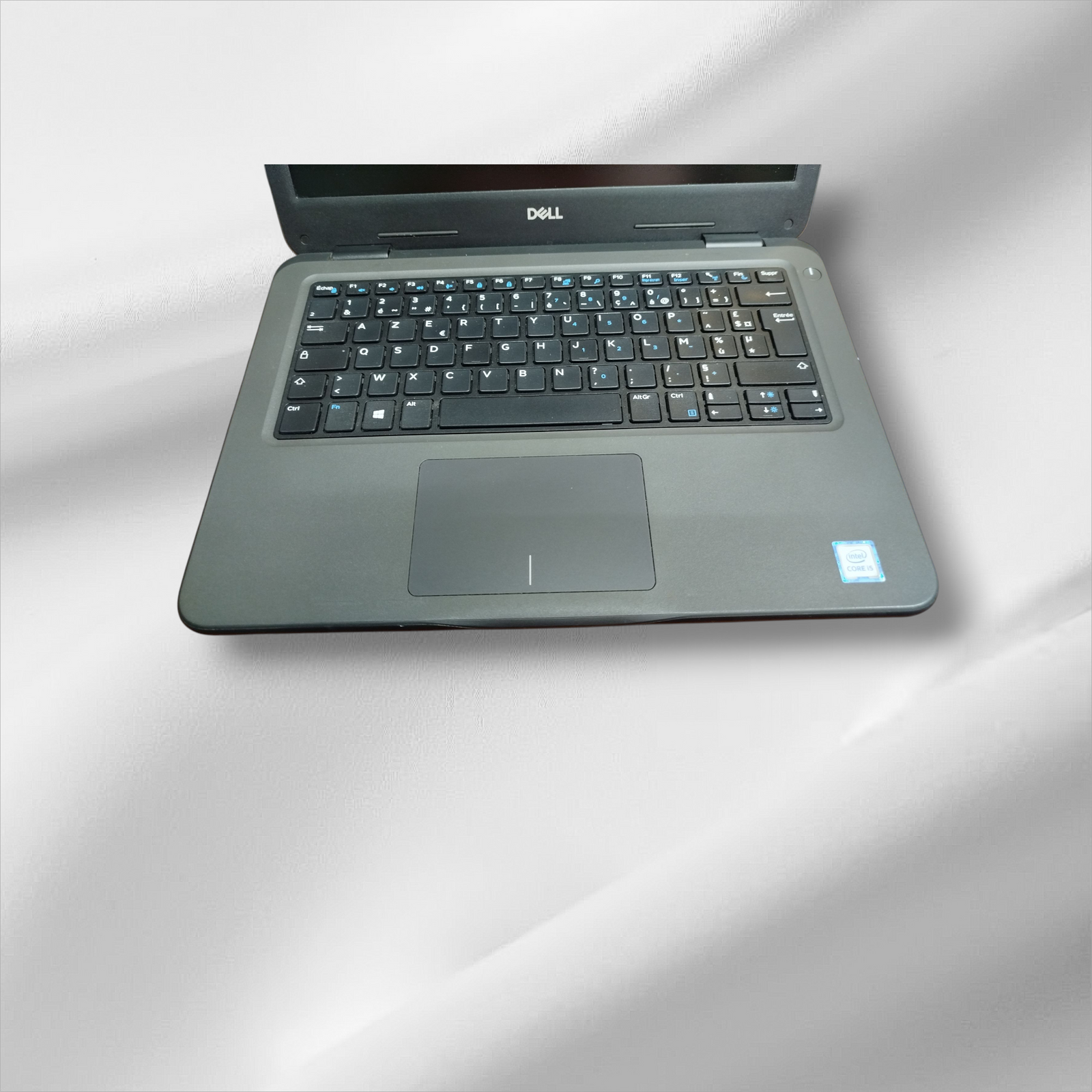DELL LATITUDE 3310 - Intel Core I5  8ème GEN- 1.6 GHz - 256 Go SSD - 8 Go RAM - 13.3