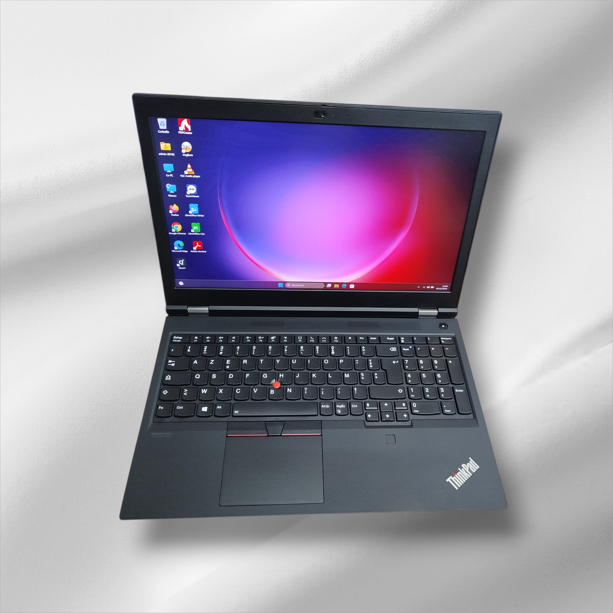 LENOVO P15 G2- Core i7 11ème Gén - 2,5 GHz - 512 Go SSD - 32 Go RAM - 15,6" - NVIDIA T1200 4 Go + INTEL UHD GRAPH 630 128 Mo