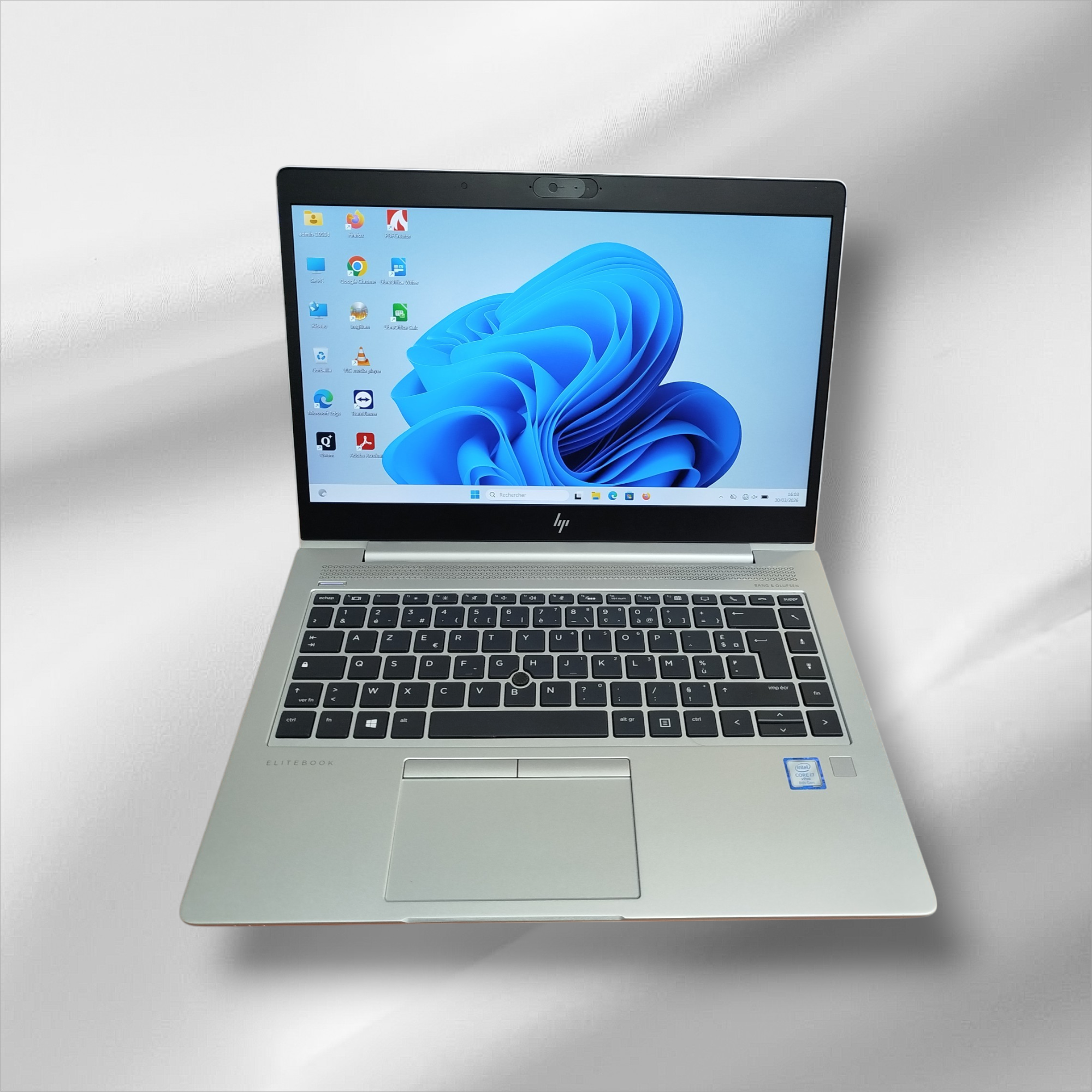 DELL LATITUDE 3590 - Core i5 7th Gen - 2.5 GHz - 500 GB M2 SATA - 12 GB RAM - 15.6"