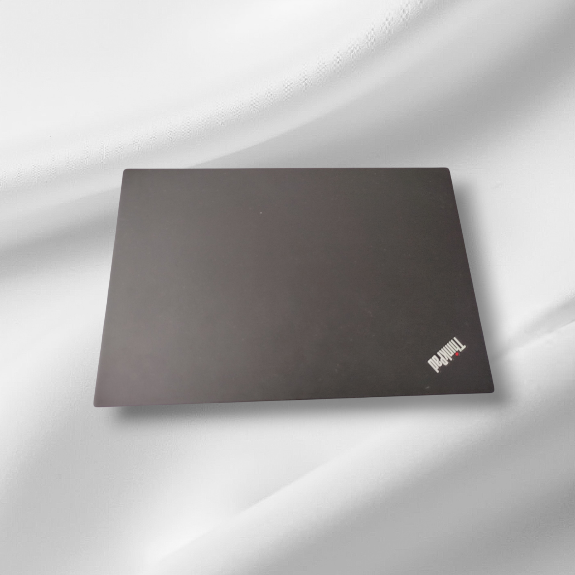 LENOVO T490 - Core i5 8th Gen - 1.6 GHz - 256 GB M2 SATA - 16 GB RAM - 14"