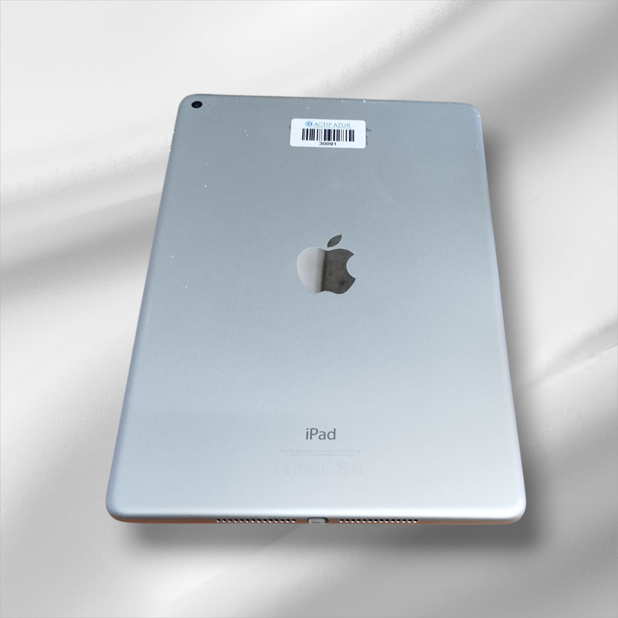 APPLE  iPad Air 2 (A1566) - 9,7'' tactile - 32 Go - gris argent 2014