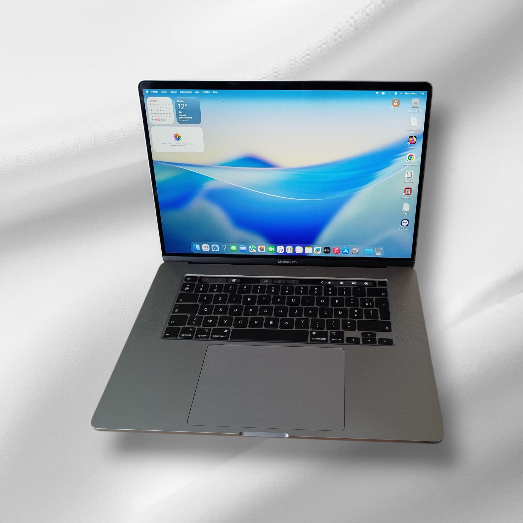 MacBook Pro Touch Bar Retina 2019 - Core i9 - 2.4 GHz - 512 Go M2 SATA - 32 Go RAM - 16 "