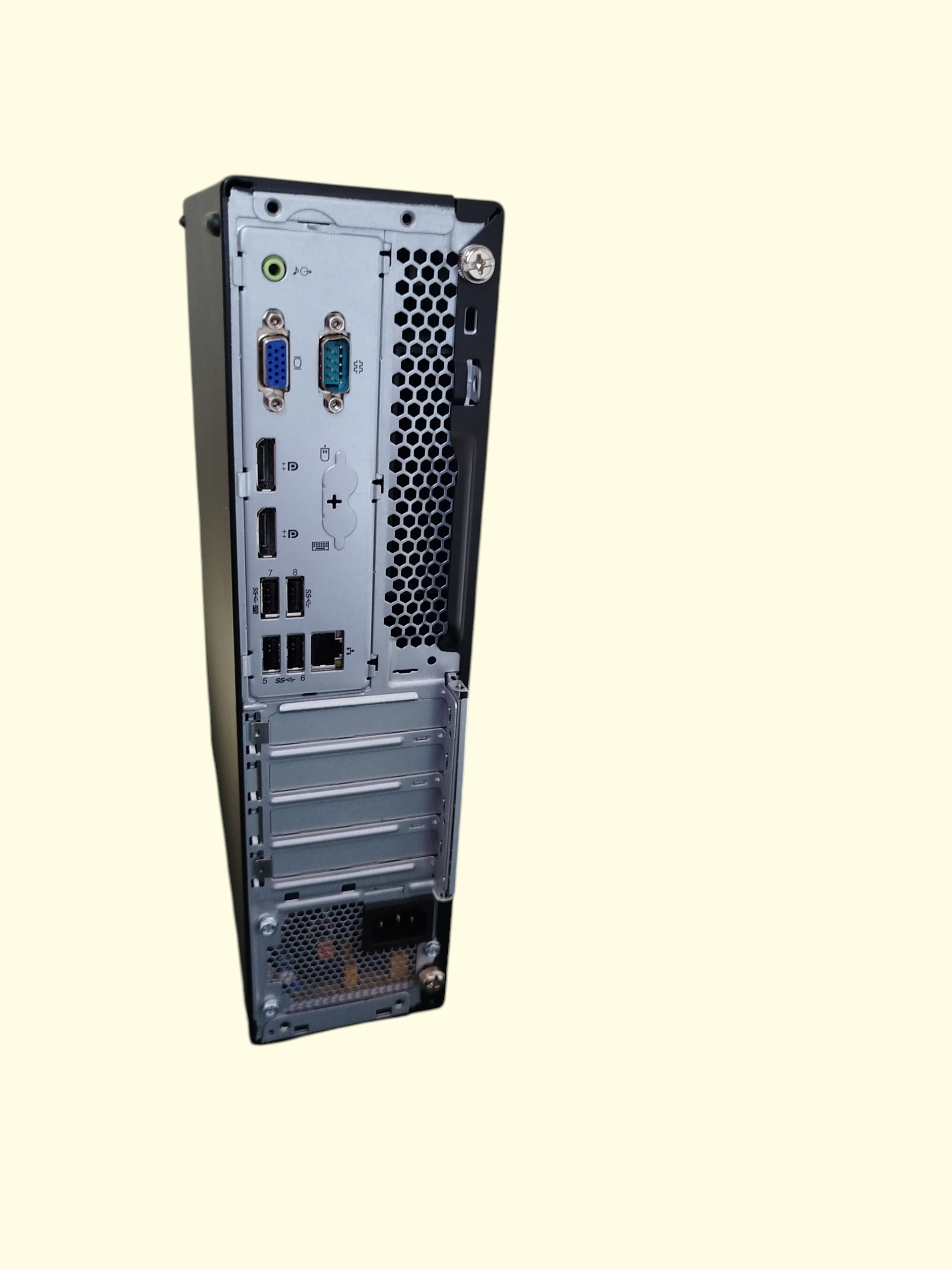 HP ELITEDESK 800 G4 - Core i5 8th Gen - 3.0 GHz - 256 GB M2 SATA + 500 GB HDD - 16 GB RAM