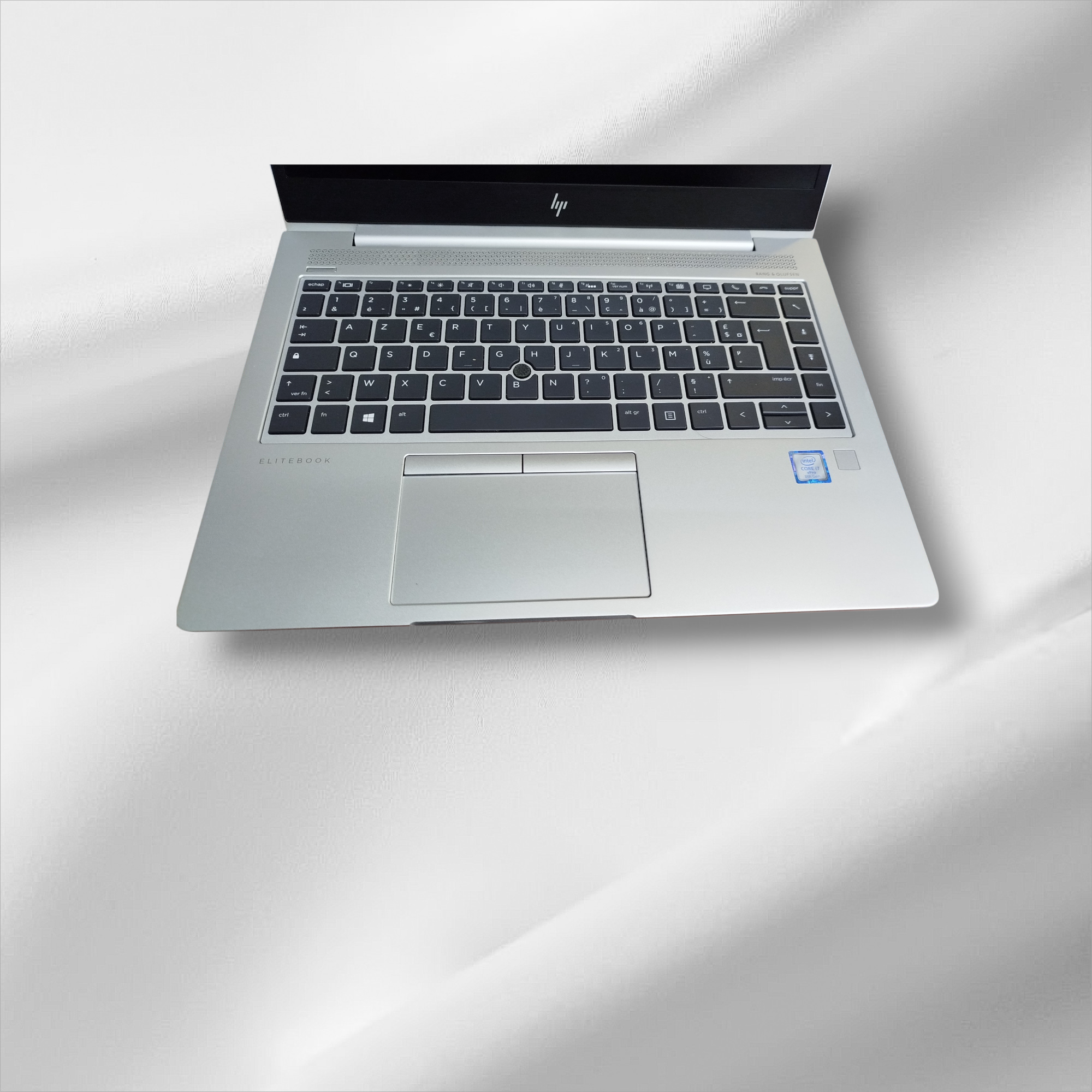 DELL LATITUDE 3590 - Core i5 7th Gen - 2.5 GHz - 500 GB M2 SATA - 12 GB RAM - 15.6"